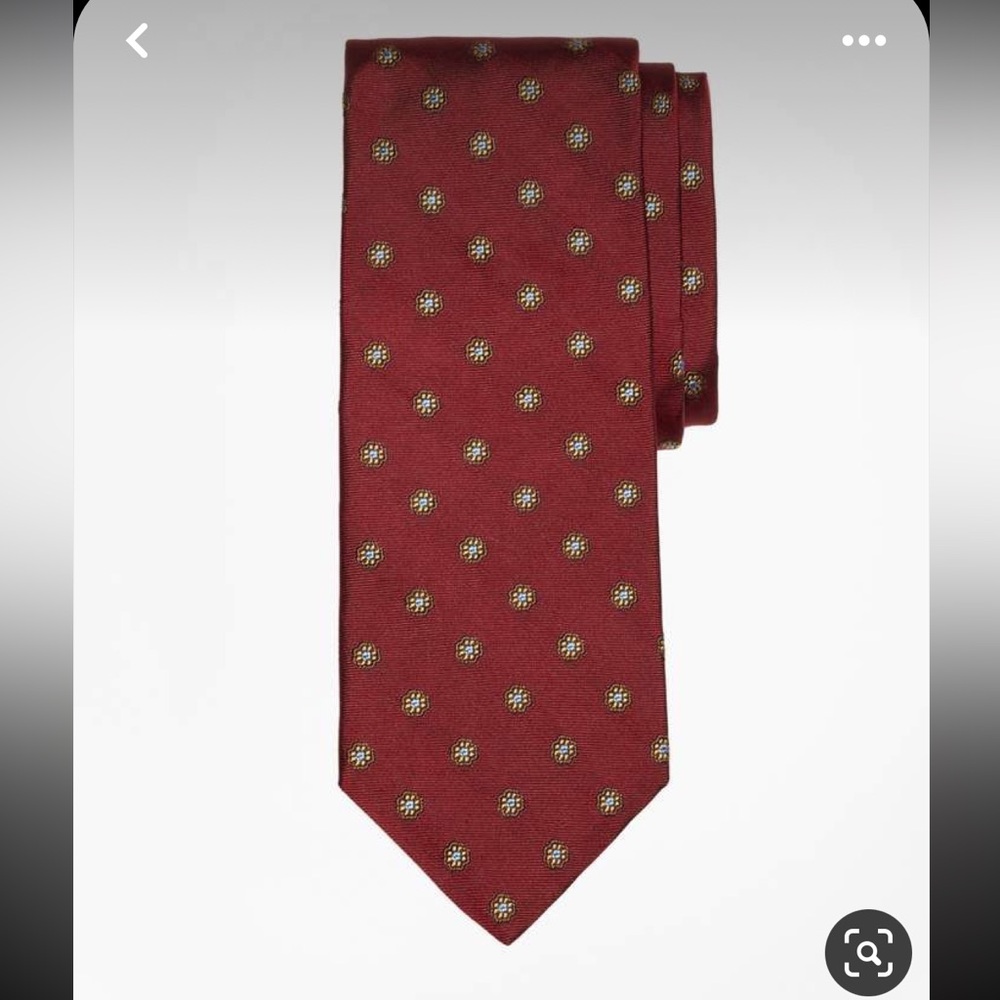 Brooks Brothers red tie